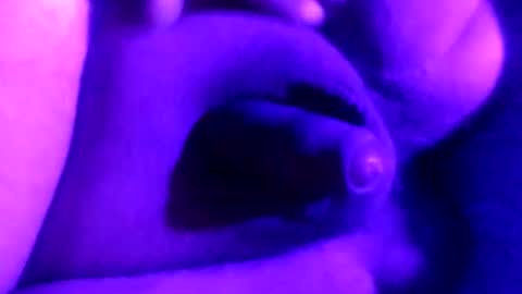 clitchewer47 online show from 20, 12, 2025