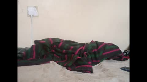 Snapshot of clity_creamer chatting on 10, 9, 2025 clity_creamer online show from 10, 9, 2025