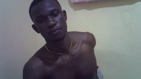 Snapshot of clive_damian chatting on 27, 2, 2026 clive_damian online show from 27, 2, 2026