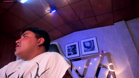 Cloe x Billy online show from 1, 12, 2025