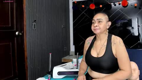 CLOE online show from 7, 11, 2025