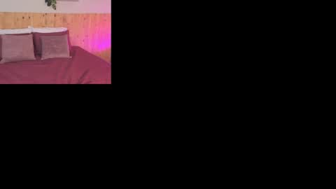 Snapshot of cloehsmiith chatting on 11, 11, 2025 Chloe Smith online show from 11, 11, 2025