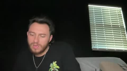 tallhungandcloudy online show from 23, 7, 2026