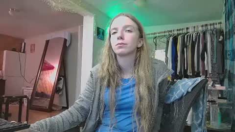 Clover online show from 24, 6, 2026