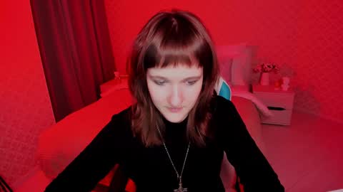  Clover  follow me  online show from 15, 12, 2024