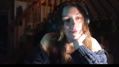 Snapshot of clover_tully chatting on 23, 1, 2025 Clover online show from 23, 1, 2025