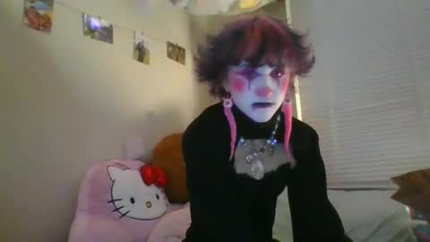 Snapshot of clownbambi chatting on 9, 2, 2025 clownbambi online show from 9, 2, 2025