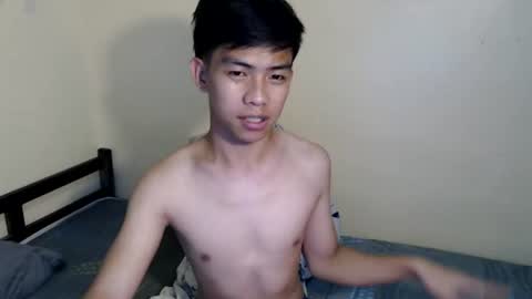 Snapshot of clyde_twinkx chatting on 29, 6, 2026 clyde_twinkx online show from 29, 6, 2026