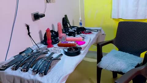 Clyde and Bunny online show from 7, 2, 2025