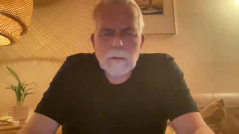 Snapshot of cock1955 chatting on 5, 1, 2026 jerk with a happy ending online show from 5, 1, 2026