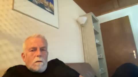 Snapshot of cock1955 chatting on 7, 1, 2026 jerk with a happy ending online show from 7, 1, 2026