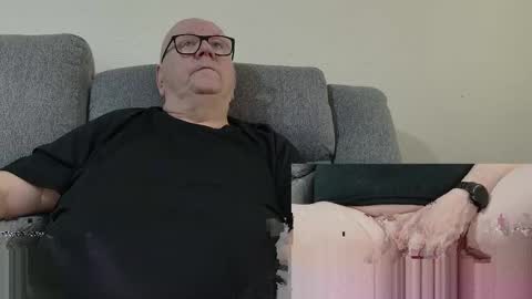 Snapshot of cockneymack51 chatting on 12, 3, 2026 Charlie. online show from 12, 3, 2026