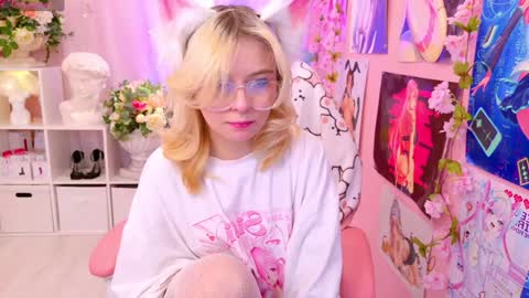 Snapshot of coconut_mia chatting on 25, 1, 2025 Mia online show from 25, 1, 2025