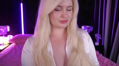 Snapshot of cocosecretss chatting on 5, 12, 2024 onlyfans amyleyy online show from 5, 12, 2024