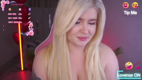 Snapshot of cocosecretss chatting on 14, 2, 2025 onlyfans amyleyy online show from 14, 2, 2025