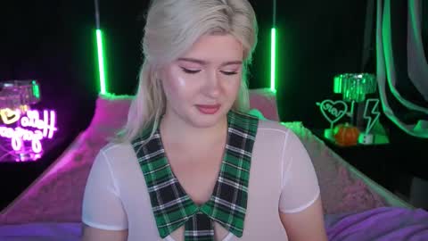 Snapshot of cocosecretss chatting on 13, 11, 2025 onlyfans amyleyy online show from 13, 11, 2025