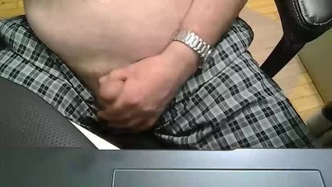 Snapshot of cocu2023 chatting on 1, 12, 2025 xyz online show from 1, 12, 2025