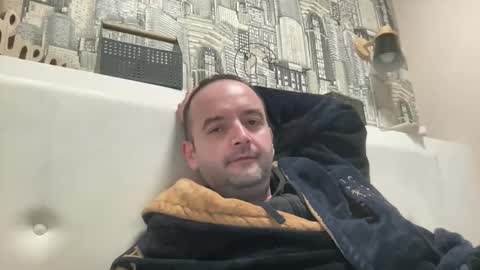 colambus83 online show from 1, 4, 2026