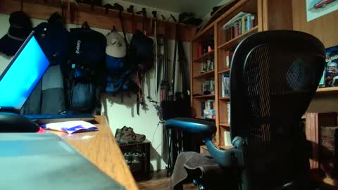 Snapshot of colchuck chatting on 12, 3, 2025 colchuck online show from 12, 3, 2025