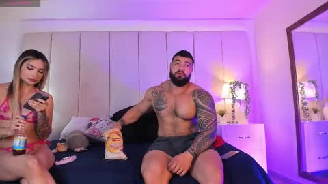 college_muscle_ass online show from 11, 11, 2025