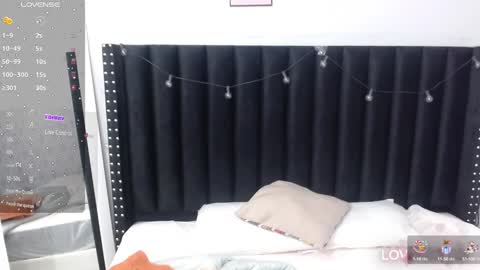 Snapshot of colombia_mommy_ chatting on 5, 1, 2025 GRETCHEN online show from 5, 1, 2025