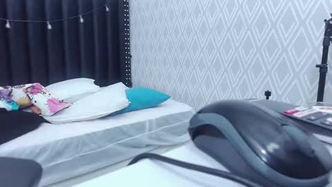 Snapshot of colombia_mommy_ chatting on 1, 3, 2025 GRETCHEN online show from 1, 3, 2025