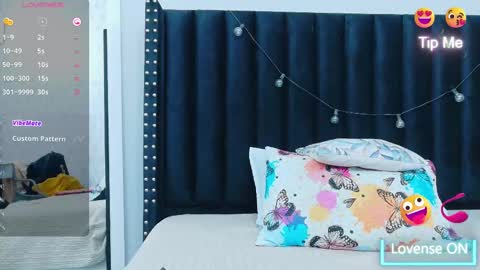 Snapshot of colombia_mommy_ chatting on 11, 9, 2025 GRETCHEN online show from 11, 9, 2025