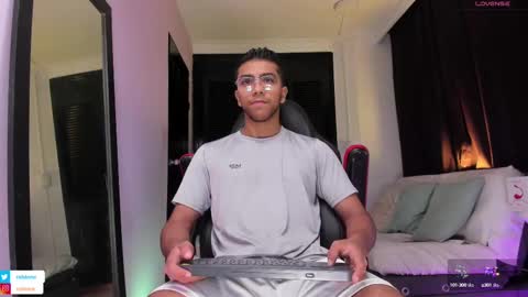 colstorw_ online show from 26, 9, 2025