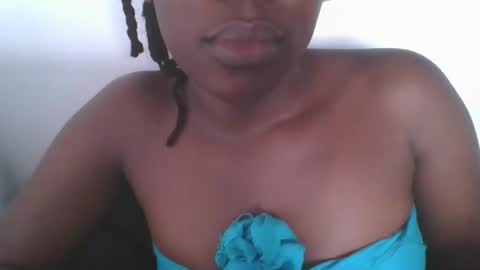 Snapshot of comicalcara chatting on 4, 2, 2025 Cara online show from 4, 2, 2025