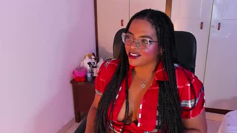 conielaurenth online show from 16, 9, 2025