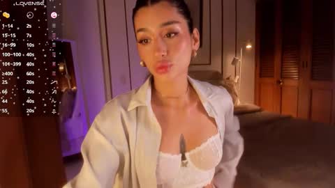 connie    online show from 24, 11, 2025