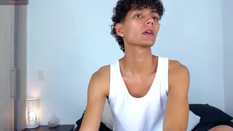 Snapshot of connor_garrett chatting on 27, 11, 2025 Connor online show from 27, 11, 2025