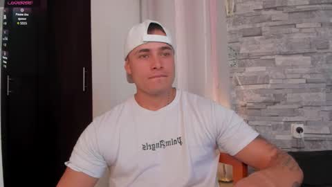 Snapshot of connorsmith_26 chatting on 4, 12, 2025 Connor Smith online show from 4, 12, 2025