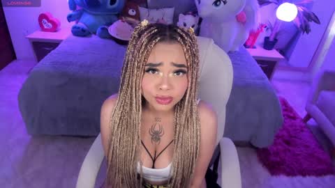 Snapshot of conny_curly chatting on 11, 1, 2025 Conny online show from 11, 1, 2025