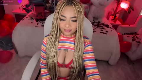 Snapshot of conny_curly chatting on 14, 2, 2025 Conny online show from 14, 2, 2025