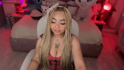 Snapshot of conny_curly chatting on 17, 2, 2025 Conny online show from 17, 2, 2025