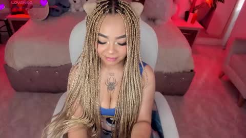 Snapshot of conny_curly chatting on 7, 3, 2025 Conny online show from 7, 3, 2025