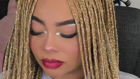 Snapshot of conny_curly chatting on 23, 9, 2025 Conny online show from 23, 9, 2025