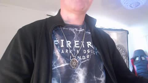 Snapshot of conradmac chatting on 17, 11, 2025 conradmac online show from 17, 11, 2025