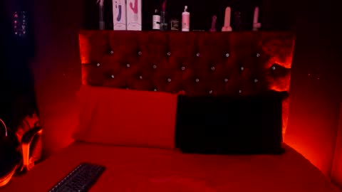 Snapshot of cony_l chatting on 8, 11, 2025 Cony online show from 8, 11, 2025