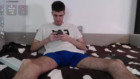 Snapshot of cookies_boys chatting on 26, 1, 2025 cookies_boys online show from 26, 1, 2025