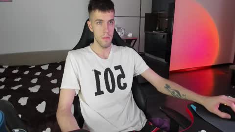 Snapshot of cookies_boys chatting on 8, 3, 2025 cookies_boys online show from 8, 3, 2025