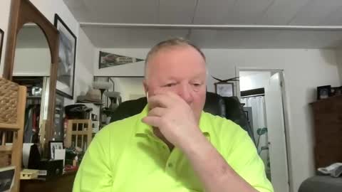 Snapshot of cookoosnest chatting on 7, 1, 2025 cookoosnest online show from 7, 1, 2025