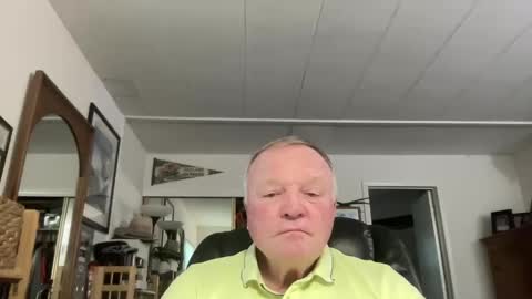 Snapshot of cookoosnest chatting on 23, 1, 2025 cookoosnest online show from 23, 1, 2025