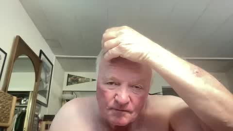 Snapshot of cookoosnest chatting on 23, 9, 2025 cookoosnest online show from 23, 9, 2025