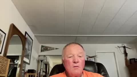 Snapshot of cookoosnest chatting on 9, 11, 2025 cookoosnest online show from 9, 11, 2025