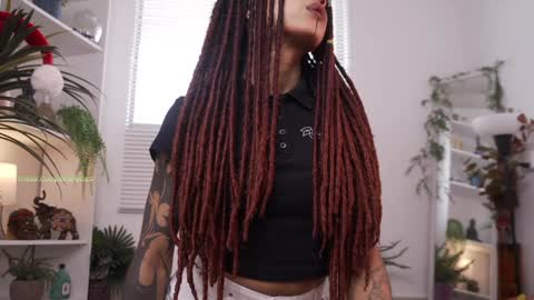 Snapshot of cooper_reds chatting on 23, 12, 2024 ROSELL 3 online show from 23, 12, 2024