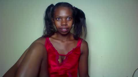 coquine_lara online show from 21, 4, 2026