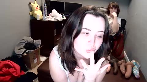 Snapshot of cor3y33_ chatting on 6, 3, 2025 cor3y33 online show from 6, 3, 2025