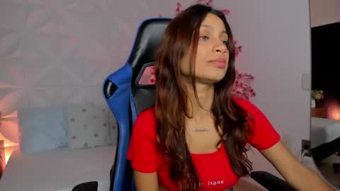 Snapshot of cora22_ chatting on 1, 11, 2025 CORA online show from 1, 11, 2025